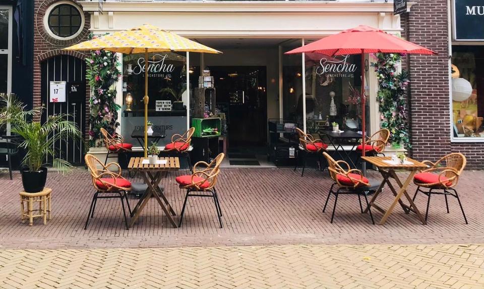 Sencha Lunchstore kopjes koffie